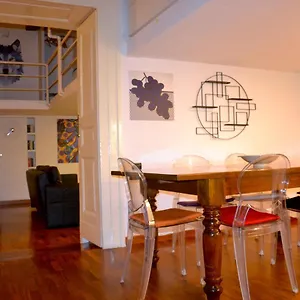 https://napolife.hotels-amalfi.com