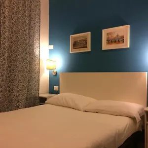 https://la-dolce-vita-rome-ciampino.it-romehotels.com